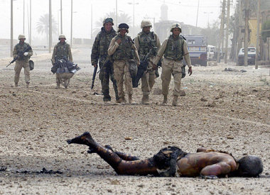 Kurz nach Beginn des Irak-Krieges am Rande Bagdads Kurz nach Beginn des Irak-Krieges am Rande Bagdads