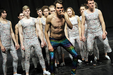 Der Chor Fabian Hinrichs macht sich Sorgen