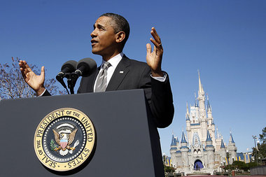 Hybris und Pappmaché: US-Präsident vor Disney-World-Kulisse am D...