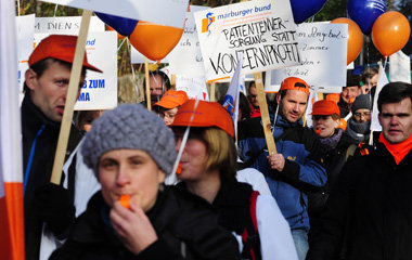 Der Konflikt zieht sich seit Monaten hin: Demonstration am Elbla... Der Konflikt zieht sich seit Monaten hin: Demonstration am Elbla...