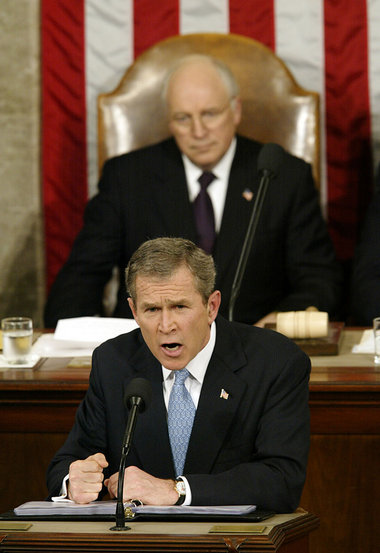 Kriegshetzer mit starker Lobby: George W. Bush, hier bei seiner ...