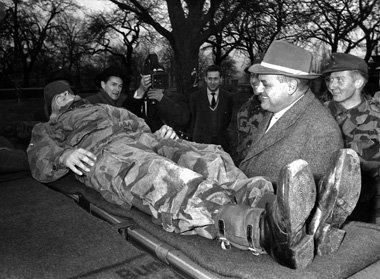 Antikommunistischer Scharfmacher: Verteidigungsminister Franz Jo... Antikommunistischer Scharfmacher: Verteidigungsminister Franz Jo...