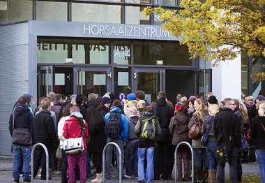Volle Hörsäle: Großer Andrang bei der Begrüßungsveranstaltung fü...