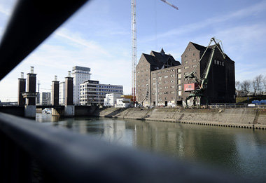 Spekulation mit dem alten Speicher in Duisburg: Mal schnell 25,5...