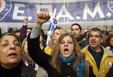 Lautstarker Protest am Sonntag auf Athens Syntagma-Platz
