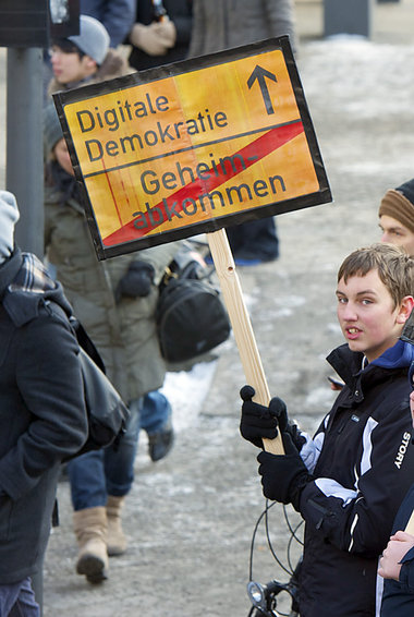 Protest gegen das ACTA-Abkommen am 11. Februar in Berlin Protest gegen das ACTA-Abkommen am 11. Februar in Berlin
