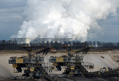 Kohlekraftwerk Jänschwalde: Klimawandel made in Brandenburg. Lin...