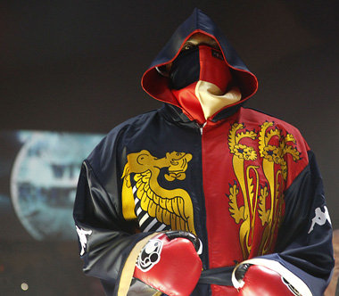 Amateurboxer arbeiten noch getarnter als die Profis (hier Dereck... Amateurboxer arbeiten noch getarnter als die Profis (hier Dereck...