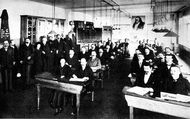 Die Parteischule 1908: Unter den Lehrern Rosa Luxemburg, Augst B...