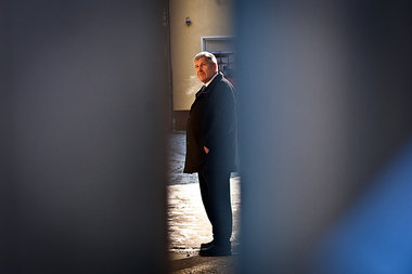 Man muß ihn nicht reinlassen. Alt-NPD-Chef Udo Voigt beim ... Man muß ihn nicht reinlassen. Alt-NPD-Chef Udo Voigt beim ...