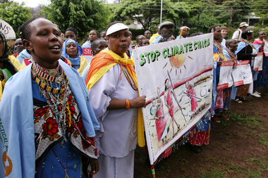 »Stoppt das Klimachaos« – Umweltschützer am Samstag in Nairobi