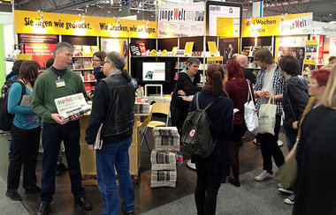 Sie haben uns gefunden: den jW-Stand auf der Leipziger Buchmesse...