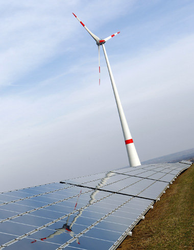 Weltmarkt f&uuml;r alternative Energien wird auch 2012 expandier...