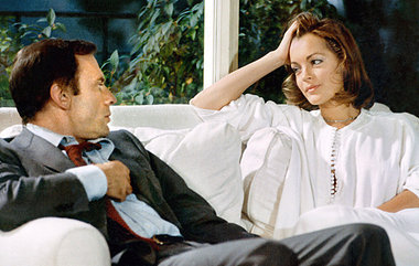 Das wilde Schaf: Nicolas (Jean-Louis Trintignant) und Roberte (R...