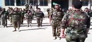 In Homs geschlagen, im Propagandavideo aus Hama entsch&amp;auml;...