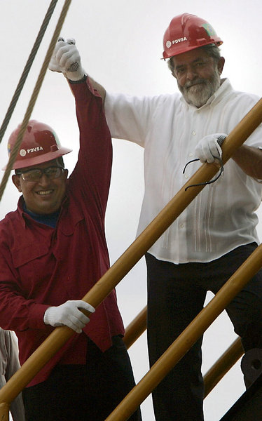 Hand in Hand: Hugo Chávez und »Lula« da Silva am Montag