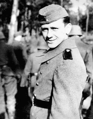 Der Berliner Hans Lautenschläger, der nach kriegsgerichtlic... Der Berliner Hans Lautenschläger, der nach kriegsgerichtlic...