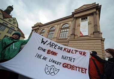 Protestaktion vor Eisenacher Landestheater am Samstag