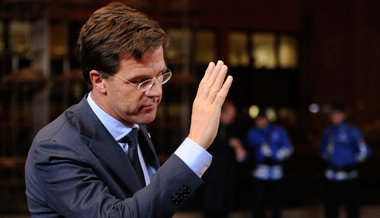 Premierminister Rutte ist die Regierungsmehrheit abhanden gekomm...