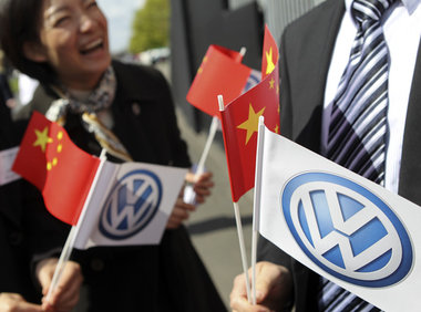 Wie fr&amp;uuml;her an der Protokollstrecke: In Wolfsburg bereit...