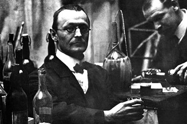 &raquo;Wie kann der &uuml;ber mein Leben schreiben?&laquo; fragt...