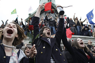 »Merci, François« – Jubelstimmung in Pa... »Merci, François« – Jubelstimmung in Pa...