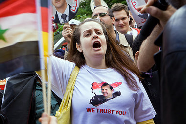Vertrauen ist gut, Kontrolle ist besser – Demonstration &r... Vertrauen ist gut, Kontrolle ist besser – Demonstration &r...