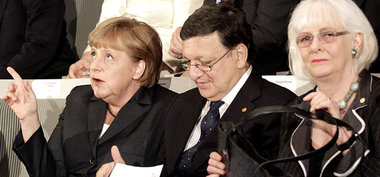 Allein unter Neoliberalen: die isländische Ministerprä... Allein unter Neoliberalen: die isländische Ministerprä...