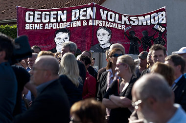 Am Freitag in Insel: Das Transparent von Antifaschisten »g... Am Freitag in Insel: Das Transparent von Antifaschisten »g...