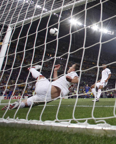 &raquo;Der Ball war einen Meter hinter der Linie&laquo; (Oleg Bl...
