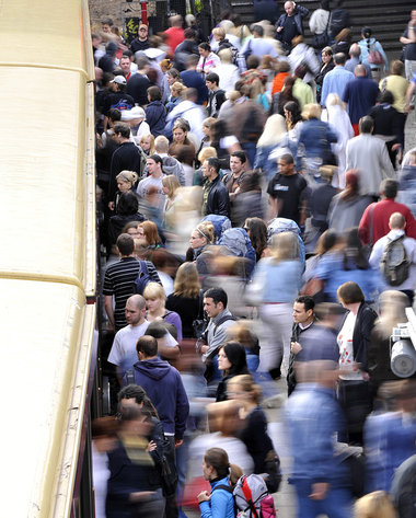 September 2009: Die S-Bahn konnte nur ein Viertel der Z&uuml;ge ...