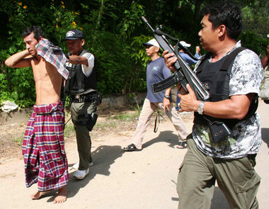 Gewalt in der Südprovinz Yala am Donnerstag: Thailändische Poliz... Gewalt in der Südprovinz Yala am Donnerstag: Thailändische Poliz...