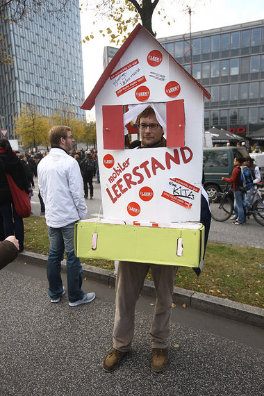 &raquo;Wir sind kein Objekt&laquo; &ndash; Protest&shy;monade in...