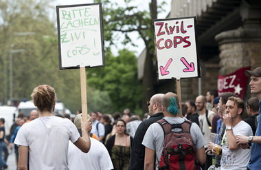 »Revolutiona&#776;re 1.-Mai-Demonstration« in Berlin: Warnung vo...