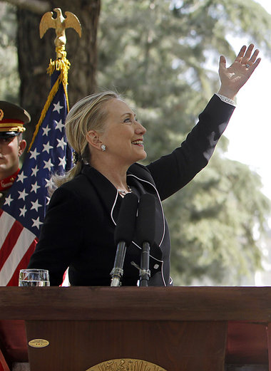 Hillary Clinton am Sonnabend in Kabul: Fortschritt in Afghanista... Hillary Clinton am Sonnabend in Kabul: Fortschritt in Afghanista...