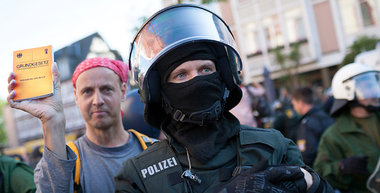 Frankfurt am Main, 17. Mai: Für »Blockupy« wurd... Frankfurt am Main, 17. Mai: Für »Blockupy« wurd...