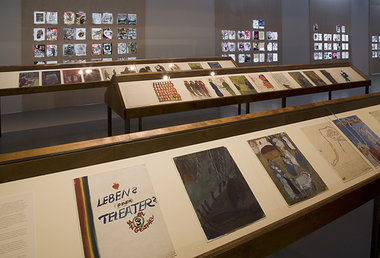 Leben? Oder Theater? Bilder von Charlotte Salomon