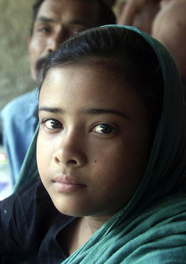 Die neunj&auml;hrige Shahida Begum aus Kahalu in Bagladesch ist ...