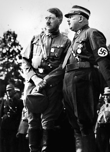 Offenes Bekenntnis zum Verbrechen: Hitler und SA-Chef Ernst R&ou...