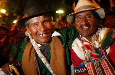 Freude um Mitternacht vor dem Präsidentenpalast: Evo Morales erk...