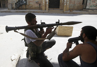 K&auml;mpfer der &raquo;Freien Syrischen Armee&laquo; im Stadtte...