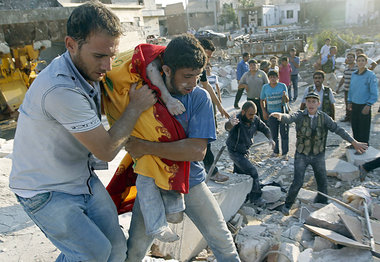 Azaz nach dem Luftschlag der syrischen Armee: Zerst&ouml;rte H&a...