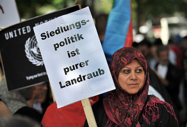 Mehrere hundert Demonstranten forderten am Samstag in Berlin Ger...