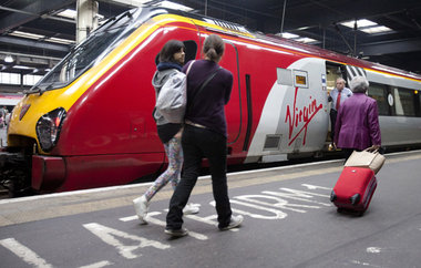 Bis jetzt fuhr die Virgin-Bahn von England nach Schottland. Das ...