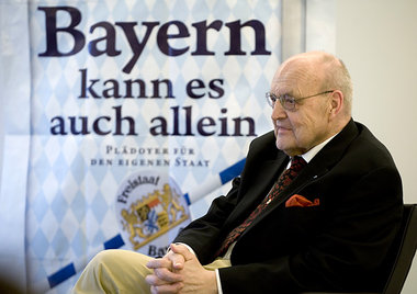 Wilfried Scharnagl (CSU) am Donnerstag bei der Pr&auml;sentation...