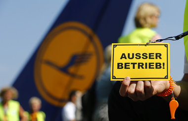 Dienstag auf dem Rhein-Main-Flughafen in Frankfurt: Jede Menge u...