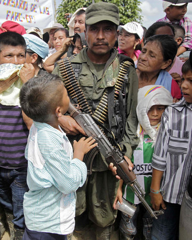 Endlich Frieden? Ein FARC-K&amp;auml;mpfer wird Ende Mai im s&am...