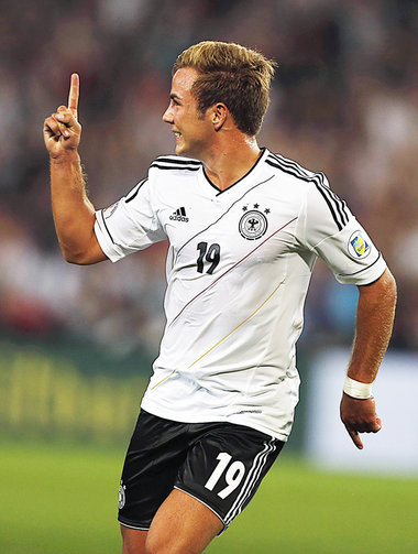 Ein Fingerzeig: Götze Ein Fingerzeig: Götze