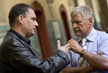 Die rechtsextremen Politiker Uwe Meenen (links) und Udo Voigt am... Die rechtsextremen Politiker Uwe Meenen (links) und Udo Voigt am...