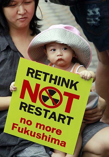 Antiatomprotest vor der japanischen Botschaft in Bangkok am 15. ...
